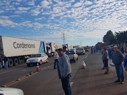 Poss&iacute;vel greve de caminhoneiros ainda n&atilde;o tem ades&atilde;o em MS, dizem entidades