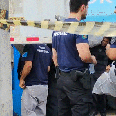 Lojas s&atilde;o lacradas e caminh&atilde;o sai carregado de celulares do Camel&oacute;dromo