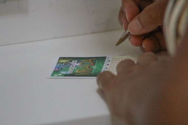 Mega-Sena acumula e pr&ecirc;mio sobe para R$ 8 milh&otilde;es 