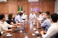 Equil&iacute;brio fiscal vira palavra de ordem em reuni&atilde;o de Riedel com equipe da Sefaz