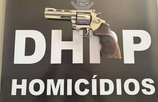 Homem que atirou 5 vezes em motociclista se apresenta, confessa e &eacute; liberado