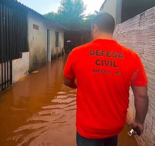 Alerta do Inmet prev&ecirc; chuva forte e ventos em 43 cidades de MS