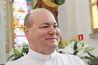 Fi&eacute;is chegam cedo para celebrar o Dia de S&atilde;o Jos&eacute; em Campo Grande  