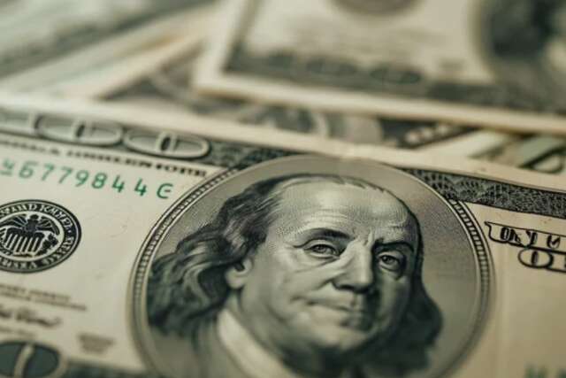 D&oacute;lar sobe a R$ 5,31 e atinge maior valor em dois meses com tens&atilde;o global