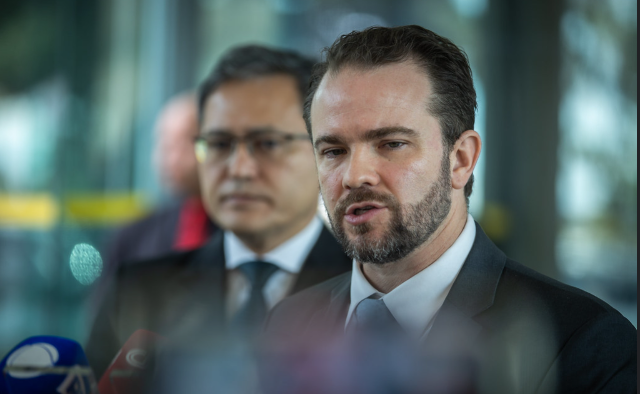 Uni&atilde;o e estados apertam cerco contra aumentos abusivos nos combust&iacute;veis