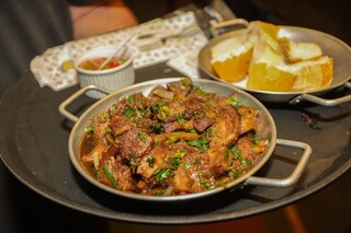 Nada de frescura, Bar do Nino serve por&ccedil;&atilde;o de l&iacute;ngua a f&iacute;gado com jil&oacute;