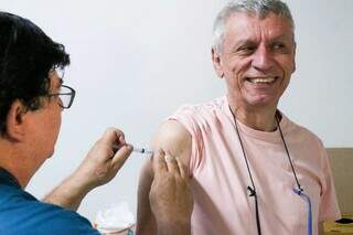 Vacina&ccedil;&atilde;o contra a gripe come&ccedil;a na pr&oacute;xima semana em MS