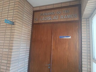 Tribunal de &Eacute;tica suspende OAB de advogado da &ldquo;M&aacute;fia dos Gravatas&rdquo;