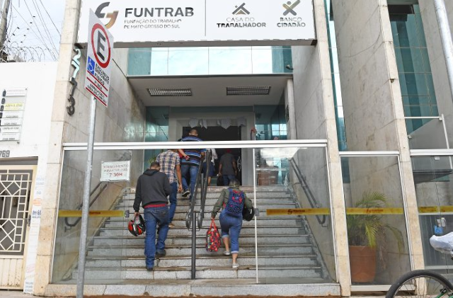 De pedreiro a costureira, Funtrab oferece 362 vagas de emprego 