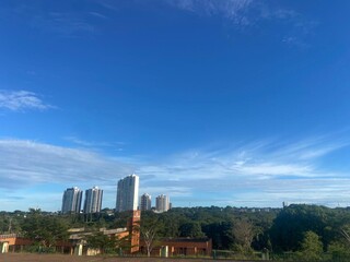 S&aacute;bado ser&aacute; de calor e risco de tempestades em diversas regi&otilde;es de MS