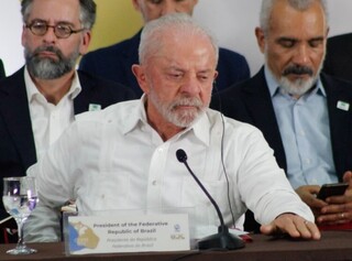 "Qualquer um pode ser a pr&oacute;xima v&iacute;tima", diz Lula sobre ataques pelo mundo