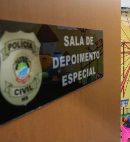 Menina passa o dia na casa do pai e volta com sinais de estupro