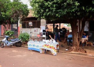 Eduarda recome&ccedil;ou vendendo bolos ap&oacute;s exaust&atilde;o por trabalhar demais