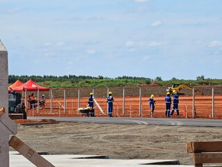 Sele&ccedil;&atilde;o tem vagas imediatas para obras em rodovia com sal&aacute;rio de at&eacute; R$ 3,8 mil