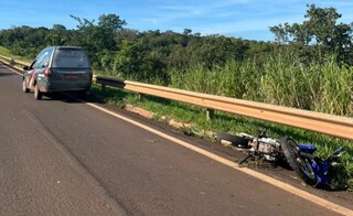 Jovem &eacute; encontrado morto ao lado de moto destru&iacute;da na Serra de Maracaju