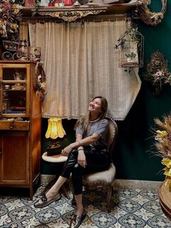 Isa tenta fazer amigos em Campo Grande e acorda com 5 mil respostas