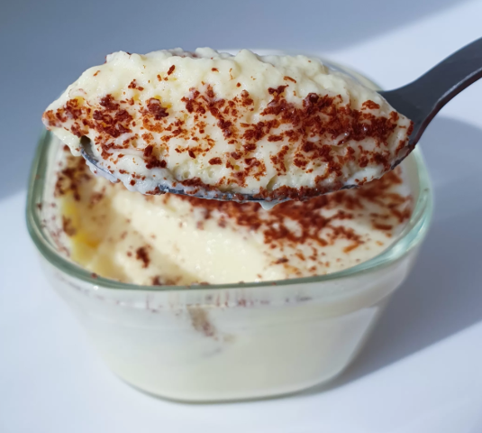 Sem leite condensado, mousse de maracuj&aacute; fica pronta em minutos