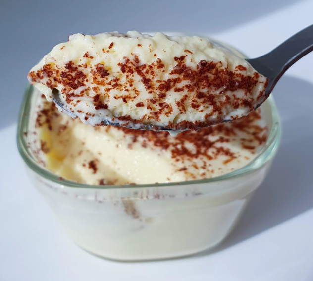 Sem leite condensado, mousse de maracujá fica pronta em minutos