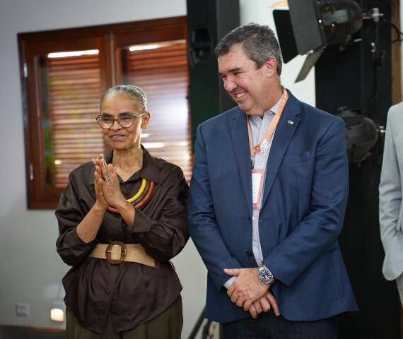 Ministra &eacute; a 1&ordf; visitante da Casa do Homem Pantaneiro, reaberta &ldquo;para sempre&rdquo;