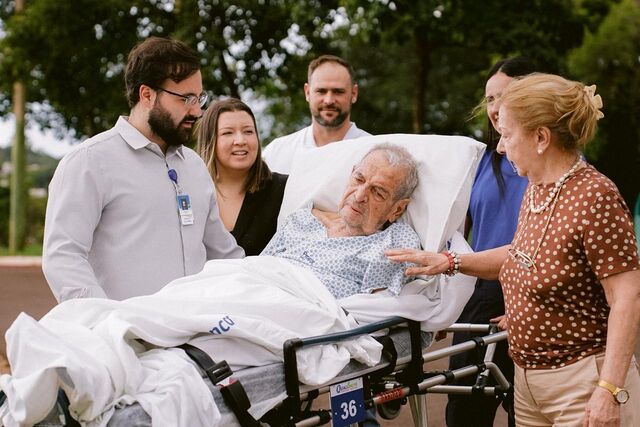 "Em cuidado paliativo, desejo de Kalil foi sair do hospital e ver o parque"