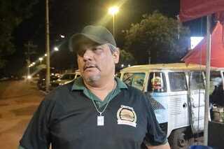 Ambulantes temem perda de renda e aguardam reuni&atilde;o com prefeitura