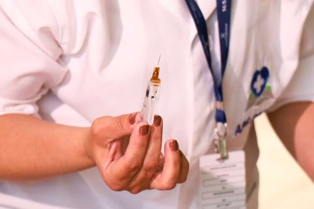 Shopping recebe plant&atilde;o de vacina&ccedil;&atilde;o contra a gripe para grupos priorit&aacute;rios