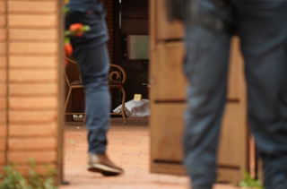 “Comprou para morar”, diz família em velório de fiscal morto por Alcides Bernal “Comprou para morar”, diz família em velório de fiscal morto por Alcides Bernal