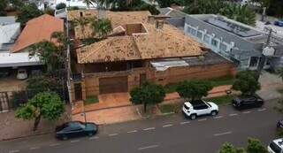 "Vivia fechada", dizem vizinhos sobre casa onde Bernal diz morar 