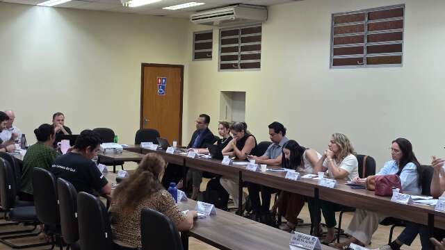 Sesau apresenta projeto para "privatizar" dois postos, mas conselho rejeita