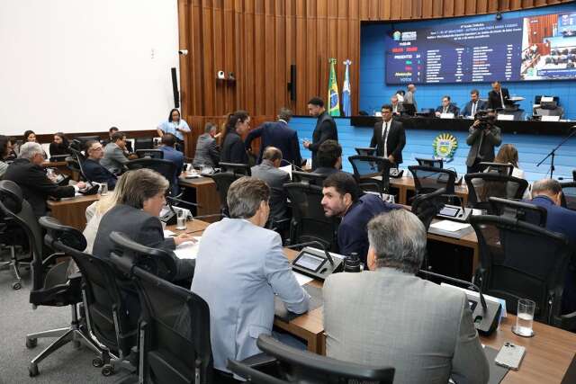 Deputados votam reajuste de 3,81% para 86 mil servidores de MS