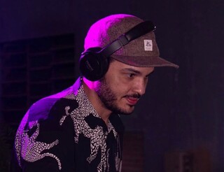 Neto de ca&ccedil;ador, Diego preferiu ser defensor das on&ccedil;as do Pantanal