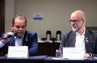 Acordo entre Brasil e Paraguai mira remédios ilegais e deve afetar fronteira Acordo entre Brasil e Paraguai mira remédios ilegais e deve afetar fronteira