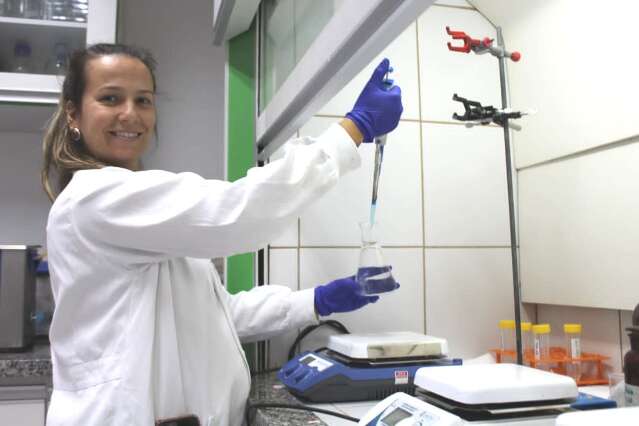Novo programa da Capes tenta reduzir impacto da maternidade na ci&ecirc;ncia