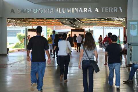 Contrata&ccedil;&otilde;es sem concurso colocam prefeituras sob suspeita de favorecimento