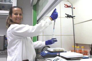 Novo programa da Capes tenta reduzir impacto da maternidade na ci&ecirc;ncia