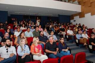 Com até R$ 136 mil por projeto de inovação, programa quer atingir mil inscrições Com até R$ 136 mil por projeto de inovação, programa quer atingir mil inscrições