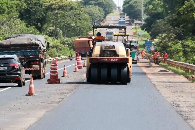 Obras se espalham pela BR-163 e exigem aten&ccedil;&atilde;o redobrada no fim de semana