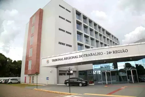 TRT corrige aplica&ccedil;&atilde;o de cotas e retoma nomea&ccedil;&otilde;es de concurso p&uacute;blico