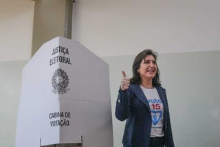 Simone agora vive e vota em bairro dos rica&ccedil;os em SP