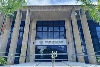  Mais de 21 mil candidatos fazem prova da Assembleia neste domingo na Capital