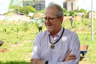 Com plantio de 250 mudas, pra&ccedil;a passa a se chamar Bosque da COP15