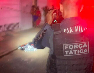 Rapaz &eacute; perseguido por vizinho e morto a golpes de faca