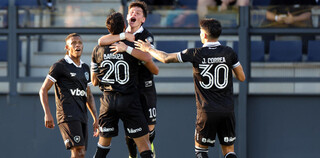 Athletico-PR e Botafogo se enfrentam em jogo atrasado da S&eacute;rie A