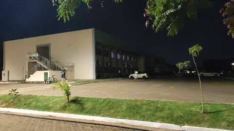 Candidatos fazem prova da Assembleia no escuro ap&oacute;s falha el&eacute;trica no IFMS