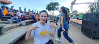 Campanha de doa&ccedil;&otilde;es de agasalhos aposta em servidores para dobrar meta