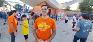 Campanha de doa&ccedil;&otilde;es de agasalhos aposta em servidores para dobrar meta