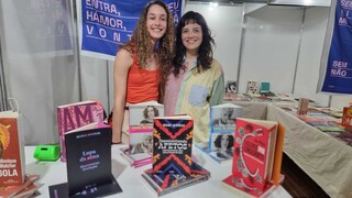 Apoio coletivo arrecada R$ 34 mil e "salva" livraria autônoma Apoio coletivo arrecada R$ 34 mil e "salva" livraria autônoma