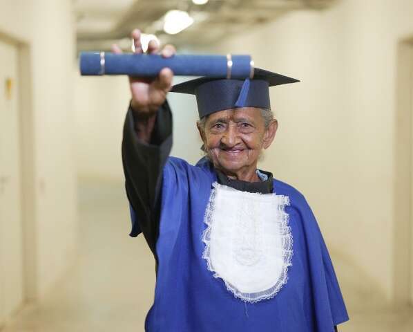 Cadastro online facilita acesso &agrave; educa&ccedil;&atilde;o para quem parou de estudar