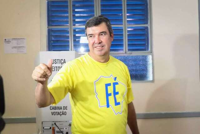 Riedel vence primeiro turno com 68% dos votos v&aacute;lidos, aponta pesquisa