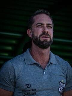 Ap&oacute;s sofrer goleada, Oper&aacute;rio demite t&eacute;cnico que estava invicto na temporada